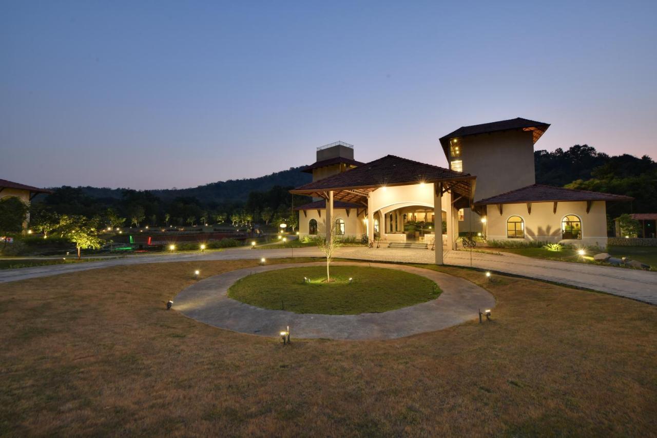 Bhanu The Fern Forest Resort & Spa, Jambughoda Kültér fotó