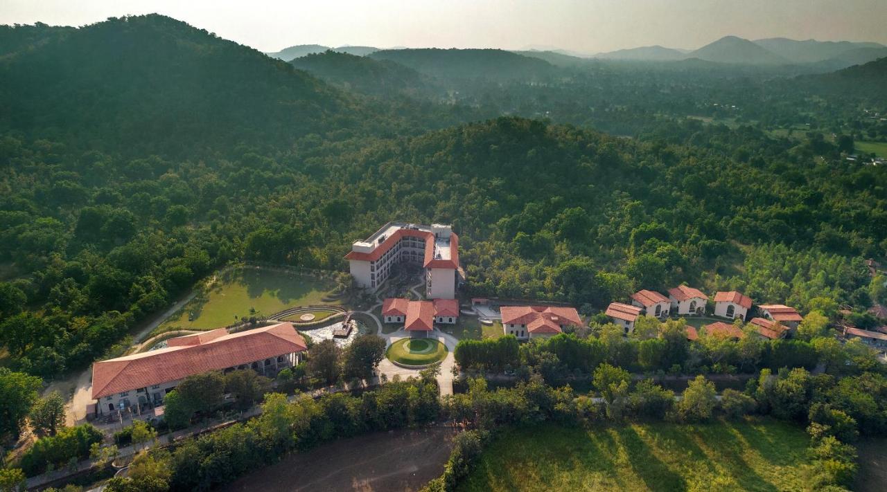 Bhanu The Fern Forest Resort & Spa, Jambughoda Kültér fotó